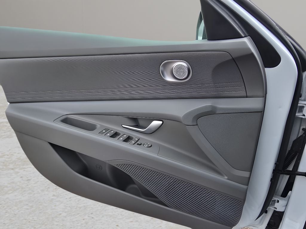 2026 Hyundai Elantra HEV Blue