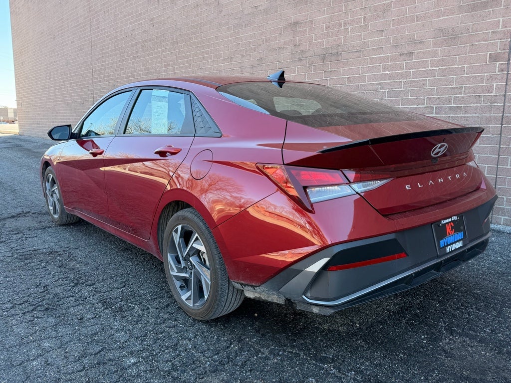 2025 Hyundai Elantra Hybrid Blue