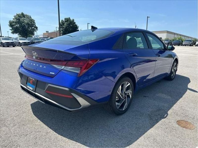 2025 Hyundai Elantra Hybrid SEL Sport