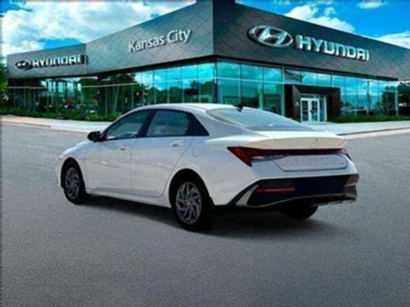 2025 Hyundai Elantra Hybrid Blue