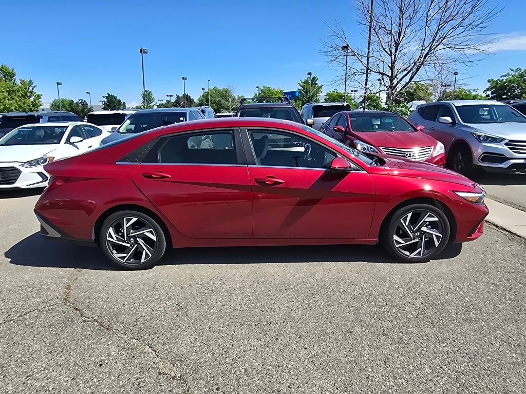 2025 Hyundai Elantra Hybrid Limited
