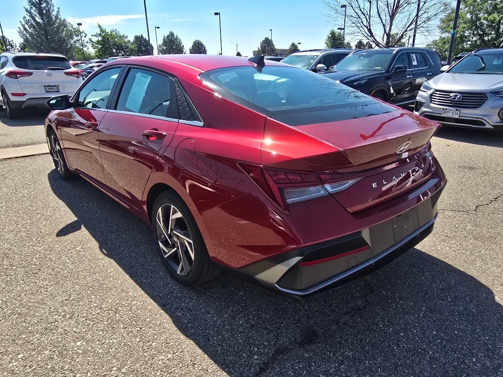 2025 Hyundai Elantra Hybrid Limited