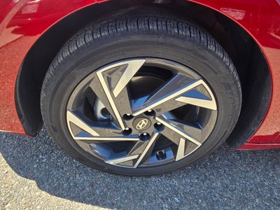 2025 Hyundai Elantra Hybrid Limited