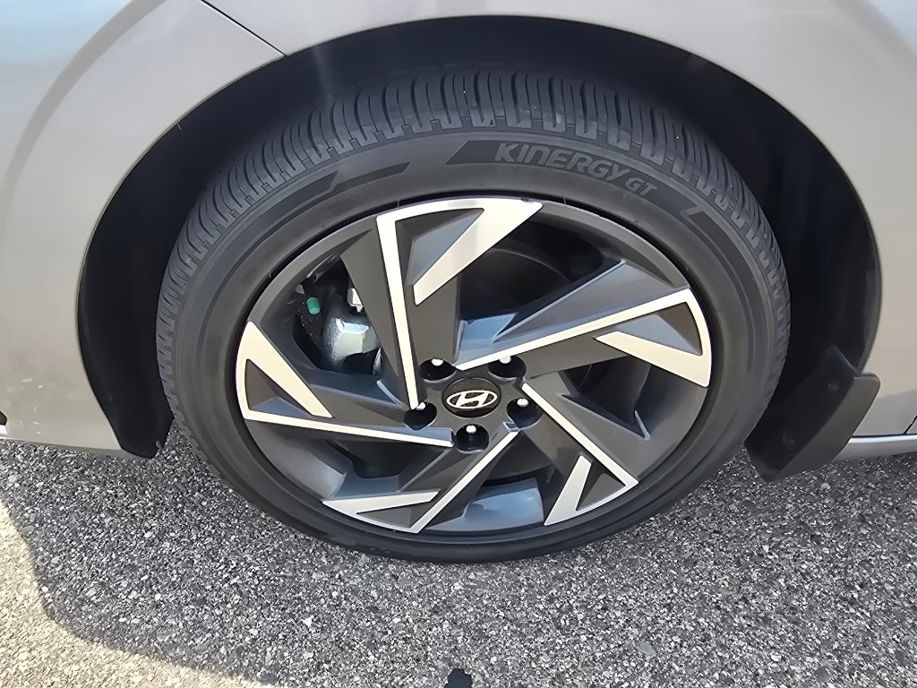 2025 Hyundai Elantra Hybrid Limited
