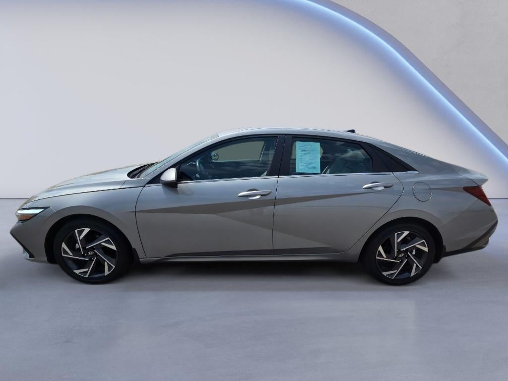 2025 Hyundai Elantra Hybrid Limited