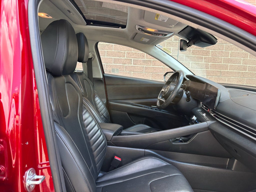 2024 Hyundai Elantra Limited