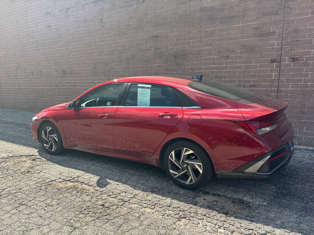 2024 Hyundai Elantra Limited