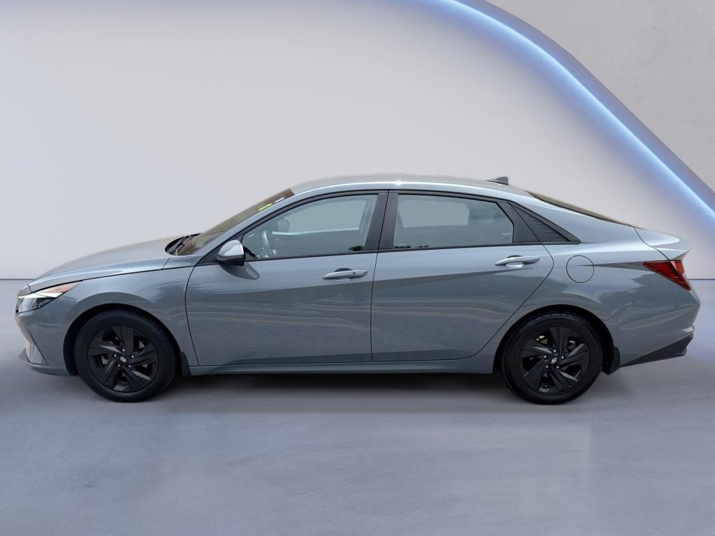 Used 2021 Hyundai Elantra SEL with VIN KMHLS4AG4MU213070 for sale in Sterling, CO