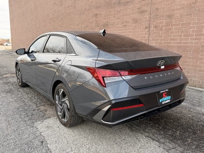 2025 Hyundai Elantra SEL Convenience