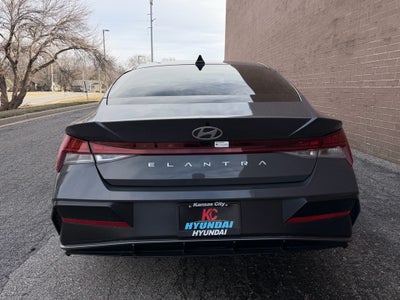 2025 Hyundai Elantra SEL Convenience