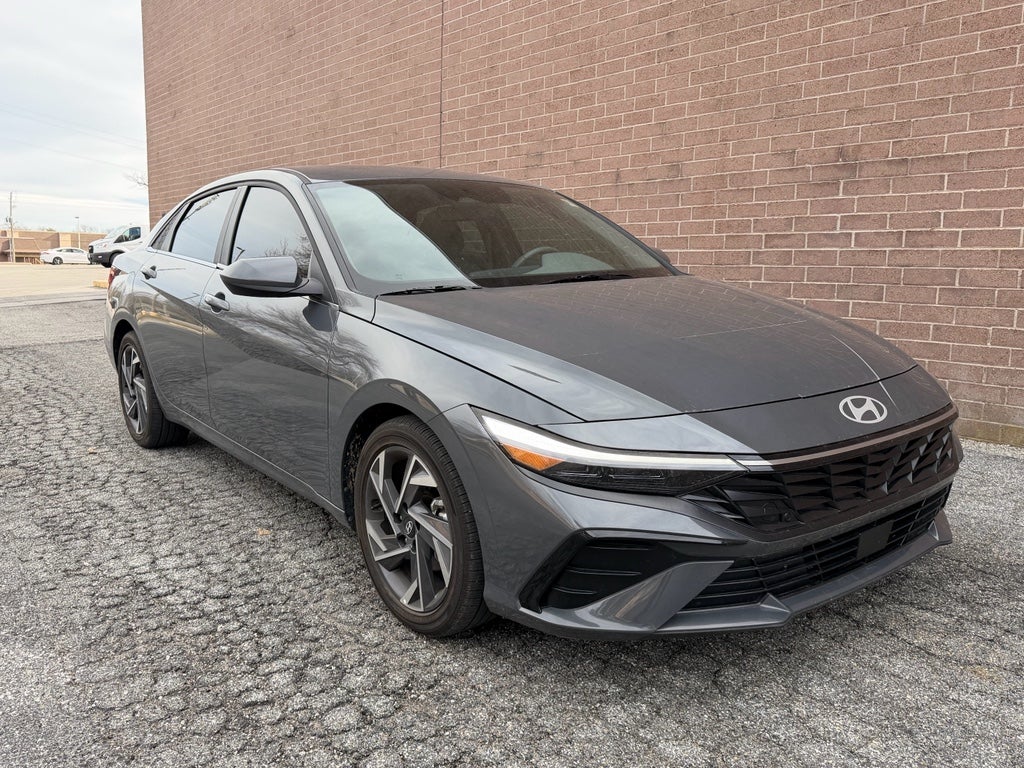 2025 Hyundai Elantra SEL Convenience