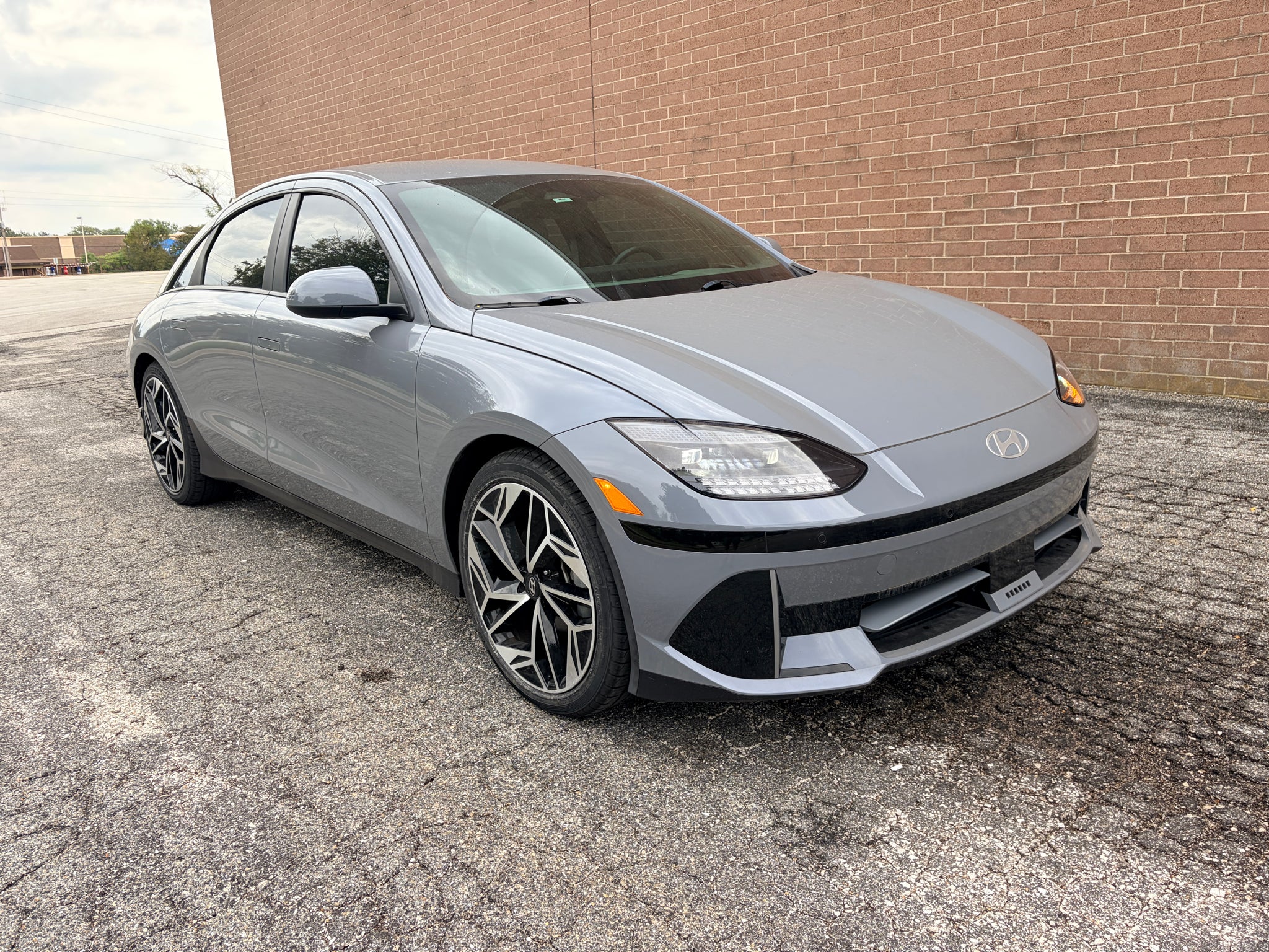 2023 Hyundai IONIQ 6 SEL