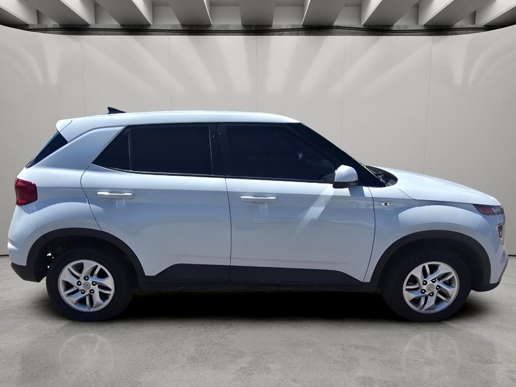 2021 Hyundai Venue SE
