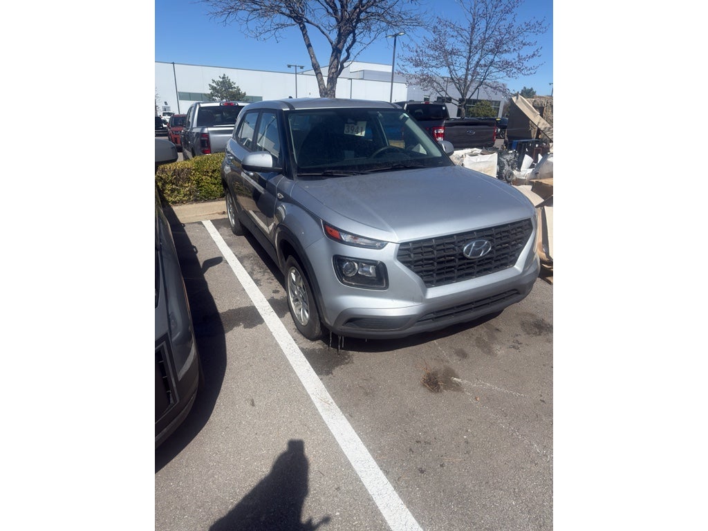 2022 Hyundai Venue SE