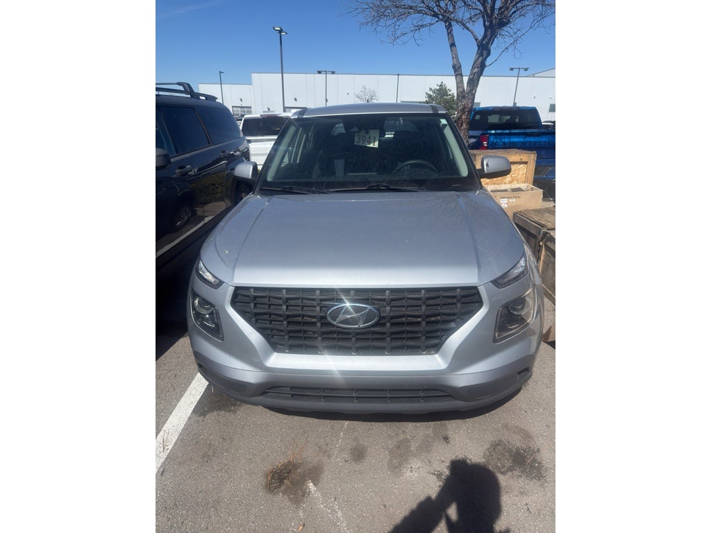 2022 Hyundai Venue SE