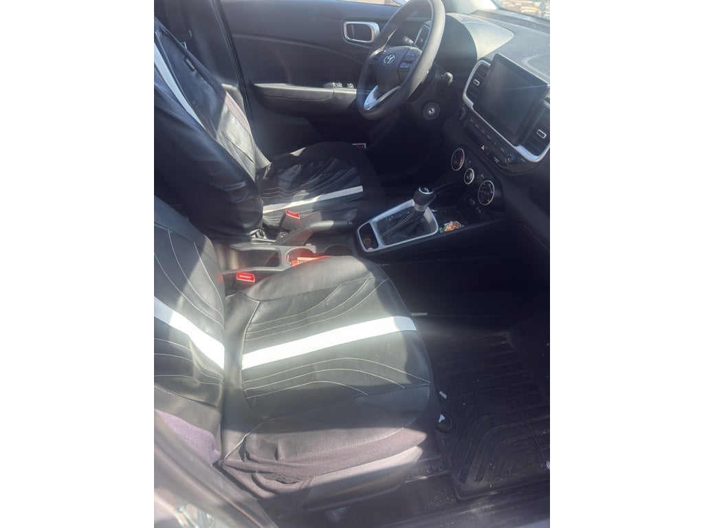 2022 Hyundai Venue SE