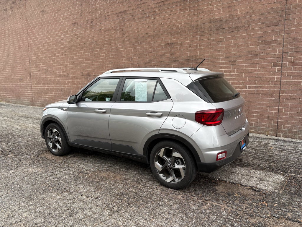 2025 Hyundai Venue SEL