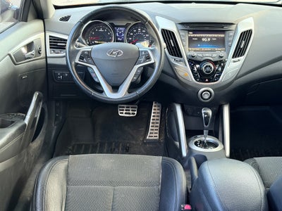 2013 Hyundai Veloster w/Black Int