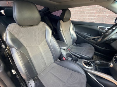 2013 Hyundai Veloster w/Black Int