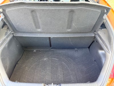 2013 Hyundai Veloster w/Black Int