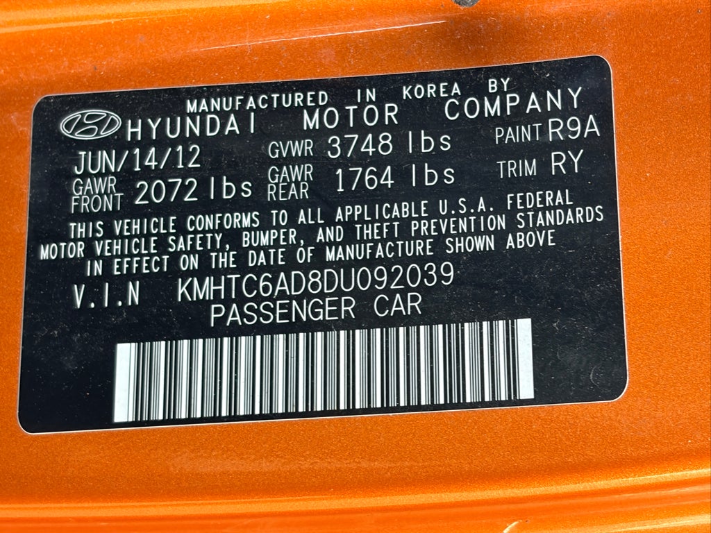 2013 Hyundai Veloster w/Black Int