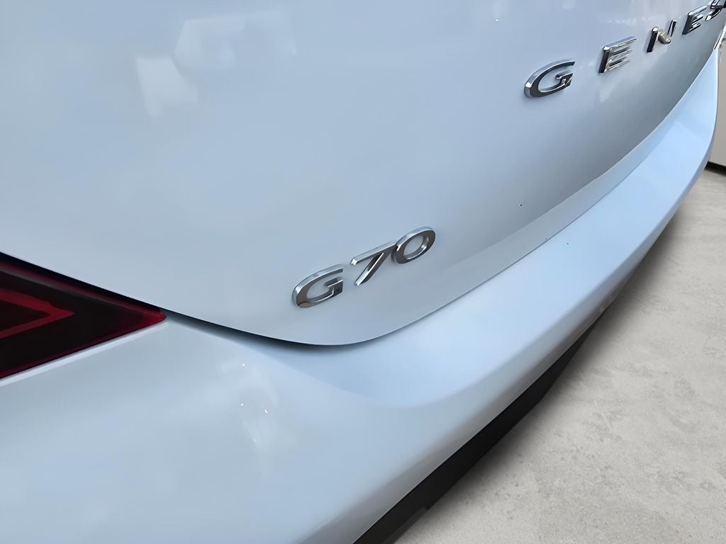 2023 Genesis G70 2.0T