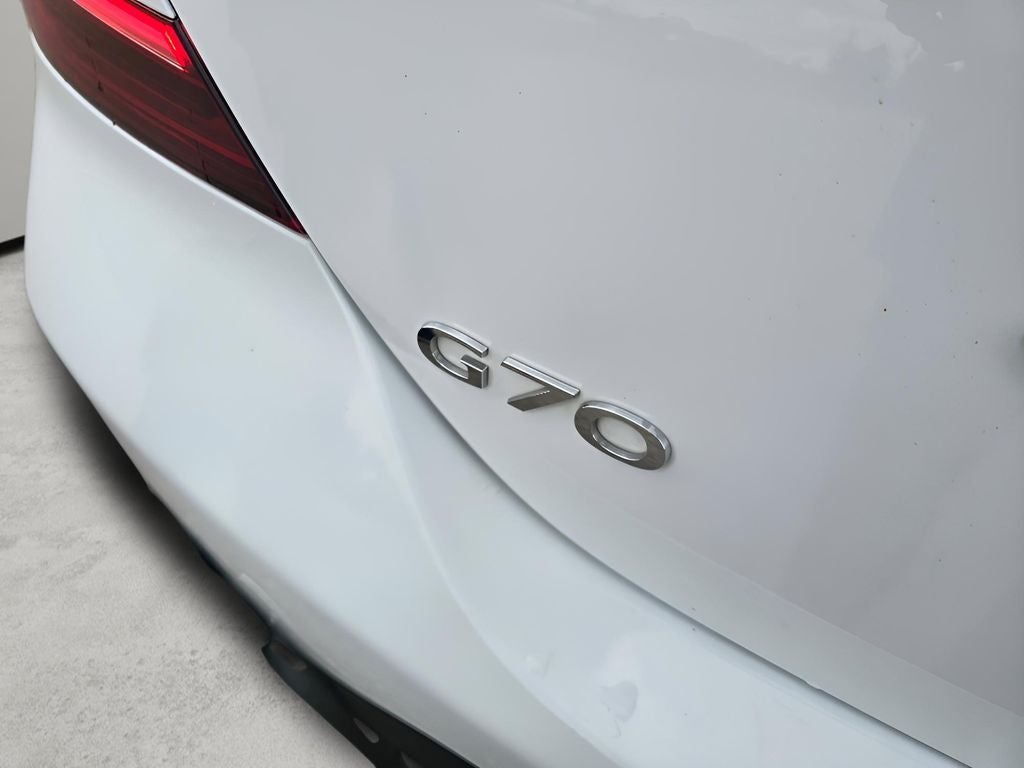 2023 Genesis G70 2.0T