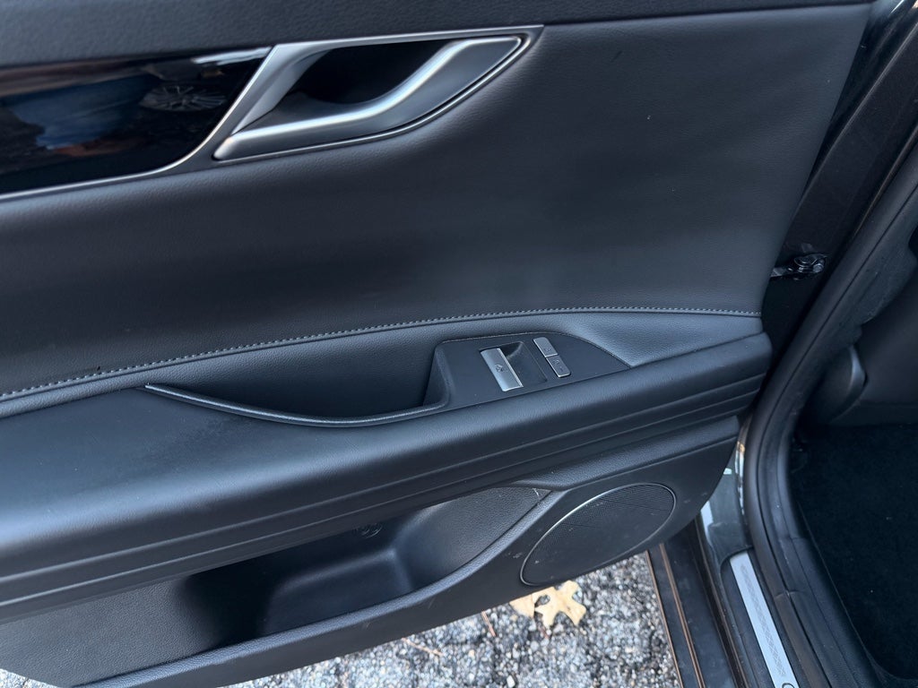 2023 Genesis G80 2.5T