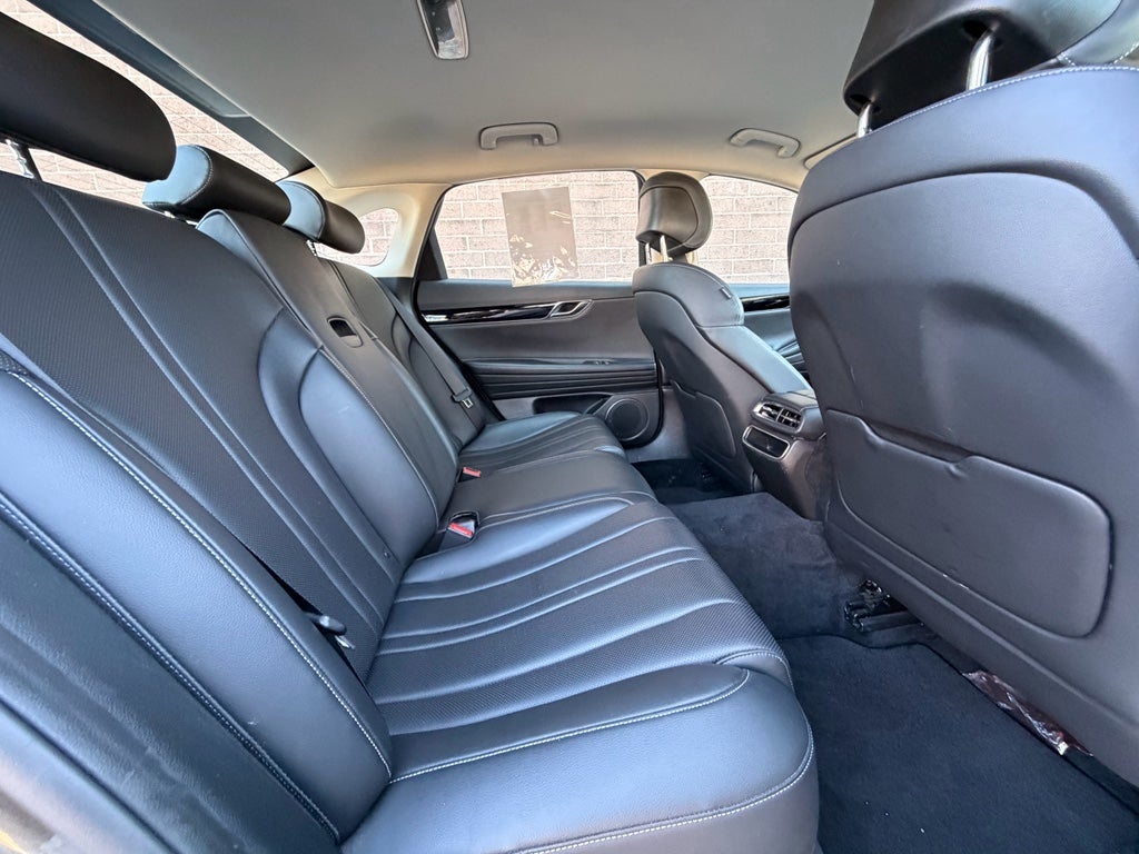 2023 Genesis G80 2.5T