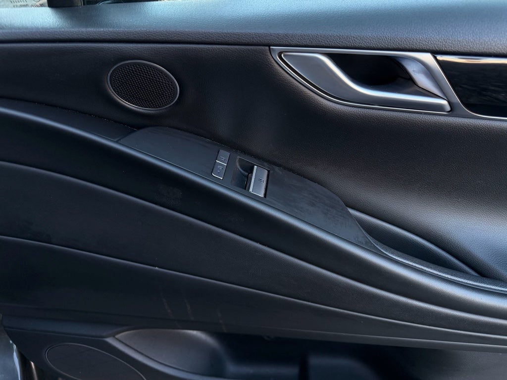 2023 Genesis G80 2.5T