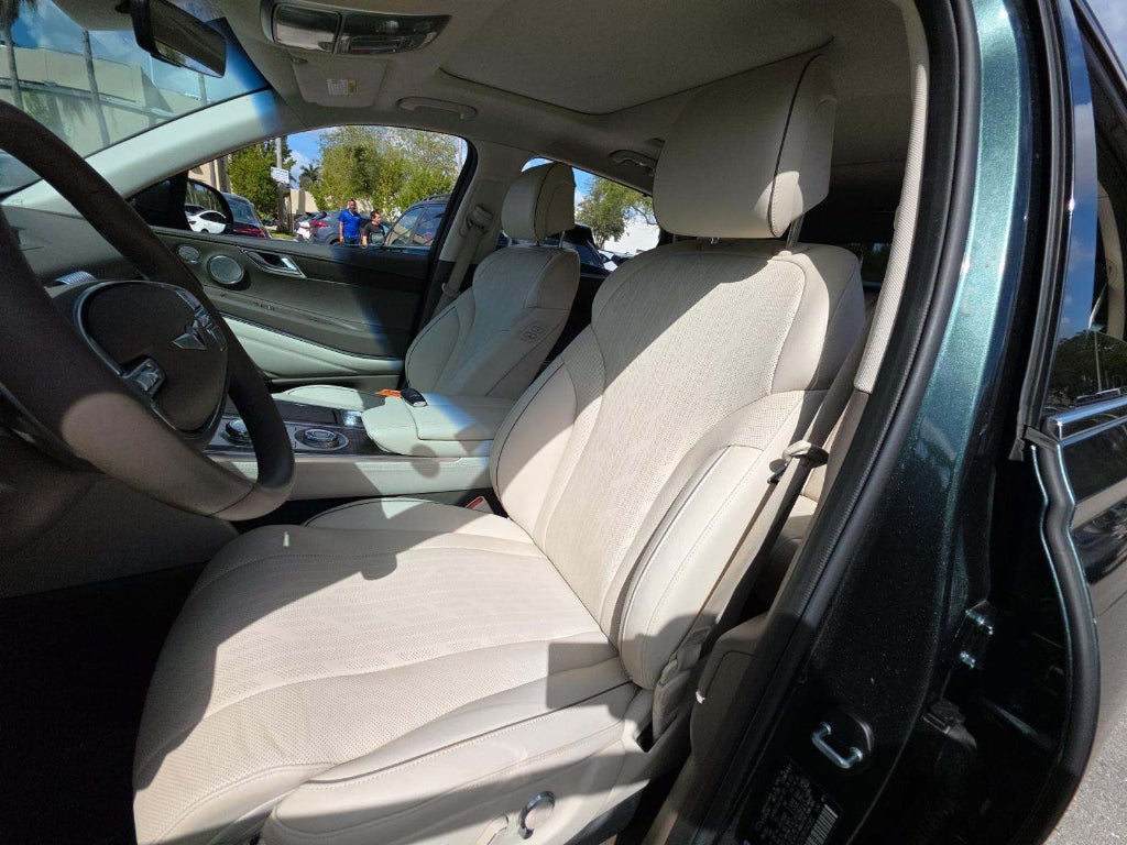 2023 Genesis GV80 Advanced +