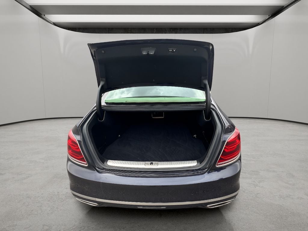 2019 Kia K900 Luxury