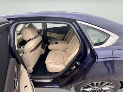2019 Kia K900 Luxury