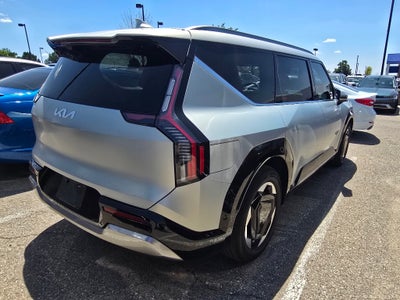 2024 Kia EV9 Land