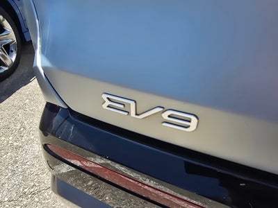 2024 Kia EV9 Land