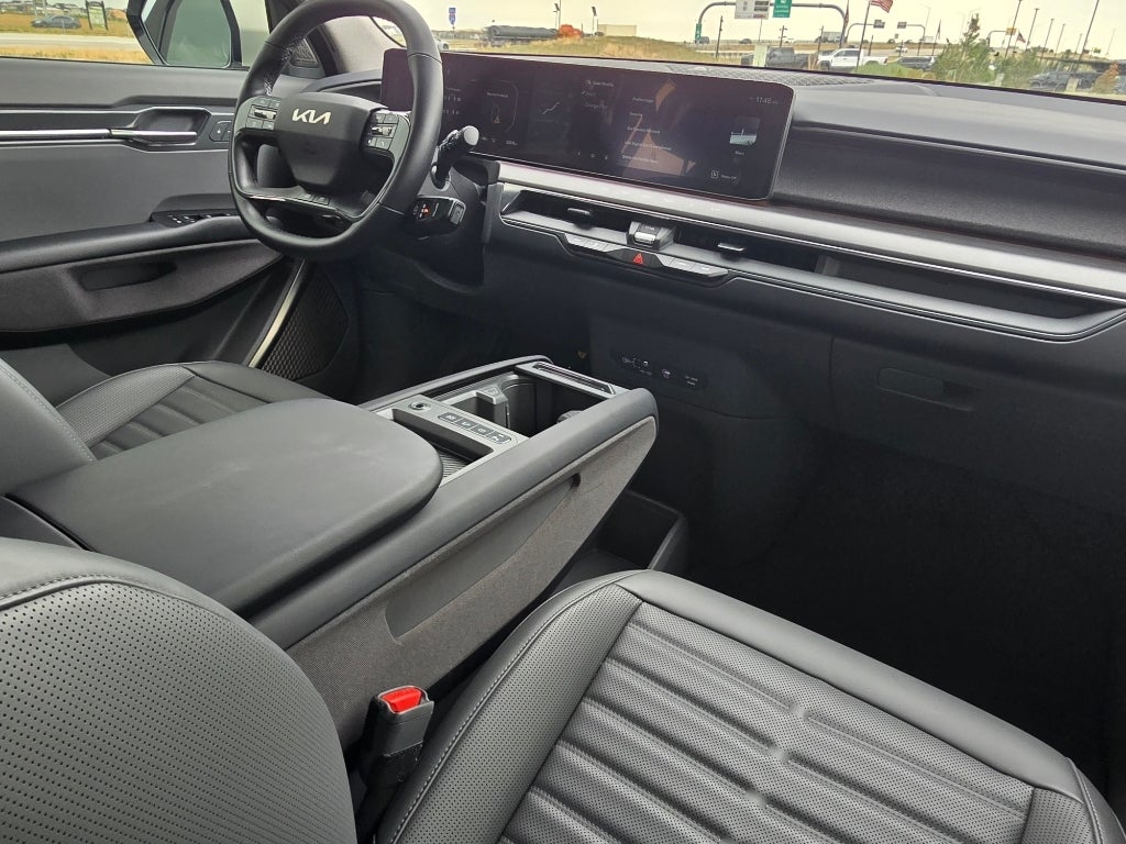 2024 Kia EV9 Land
