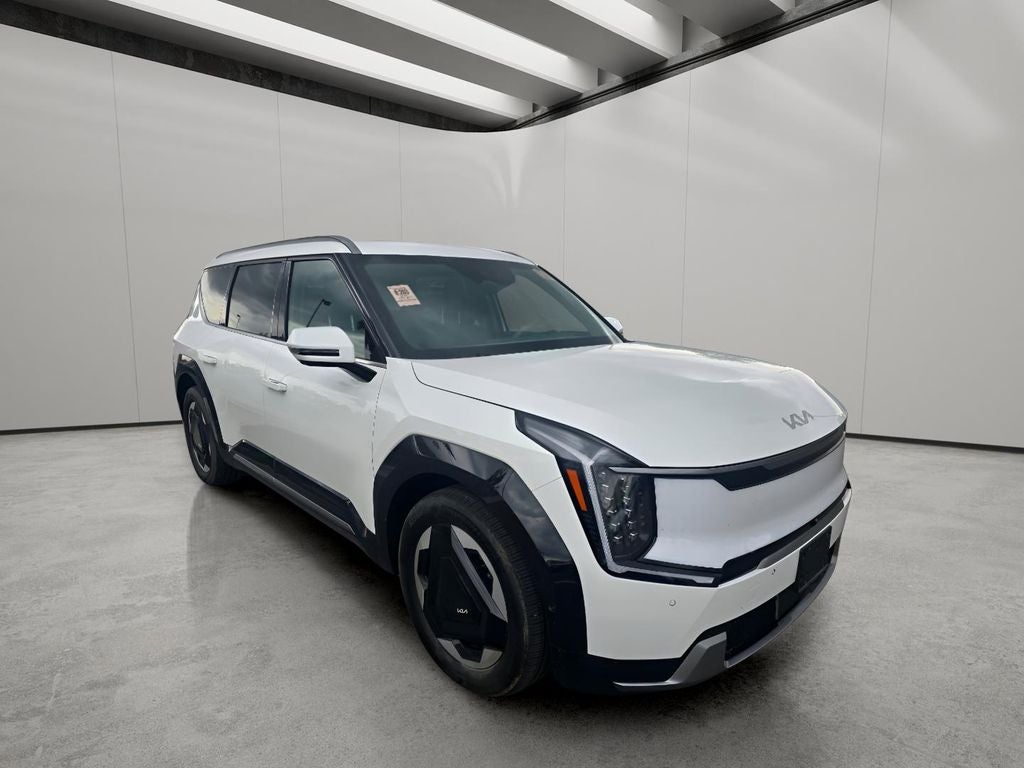 2024 Kia EV9 Land