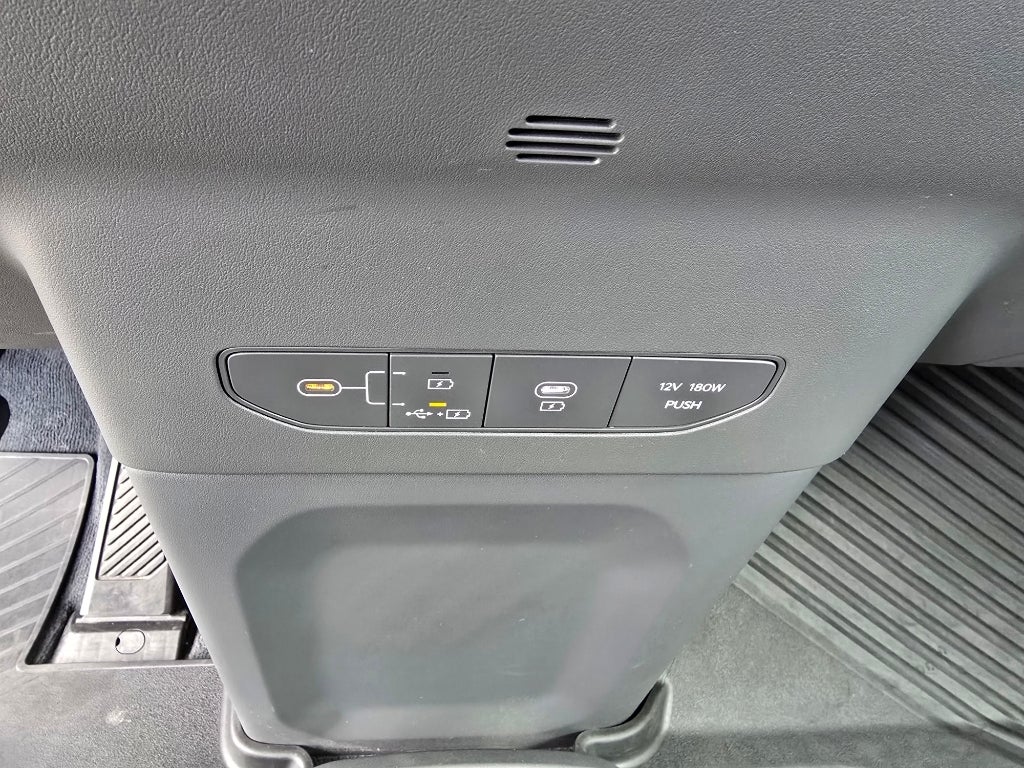2024 Kia EV9 Land
