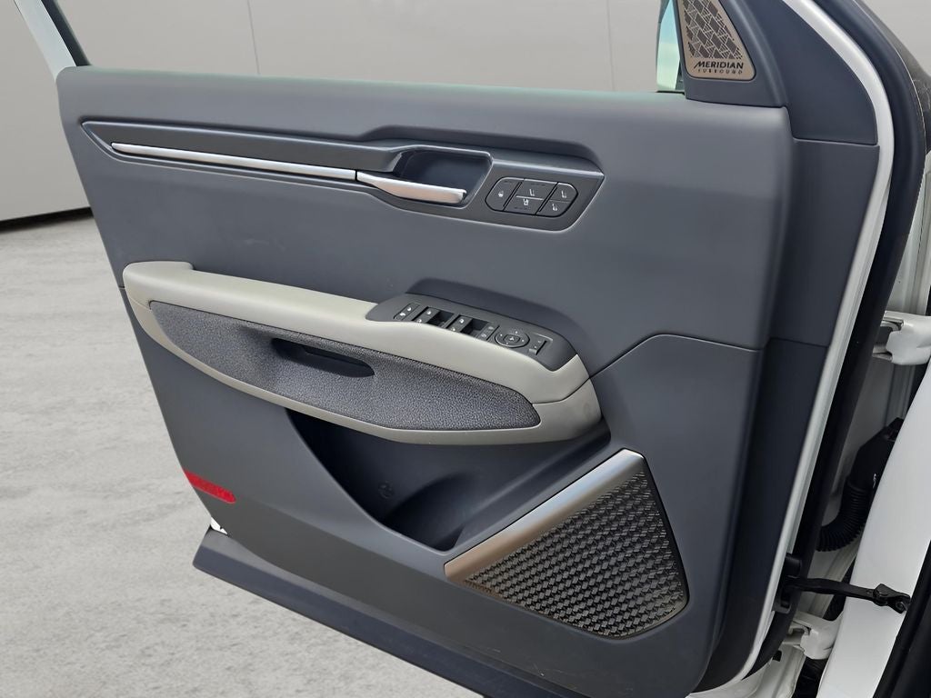 2024 Kia EV9 Land