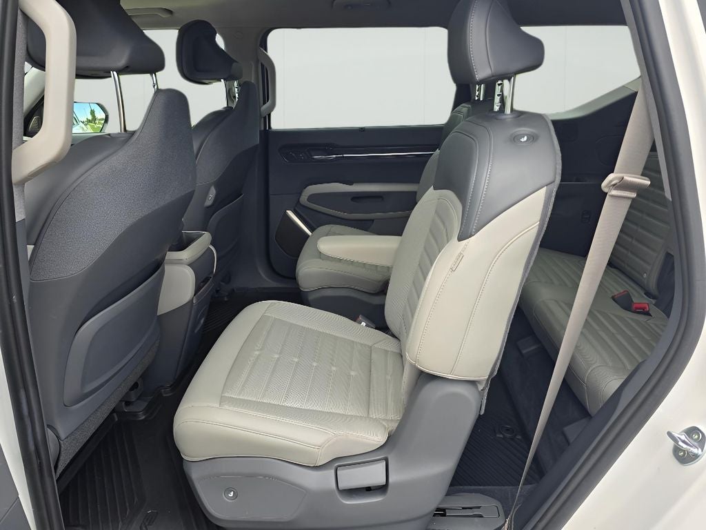 2024 Kia EV9 Land