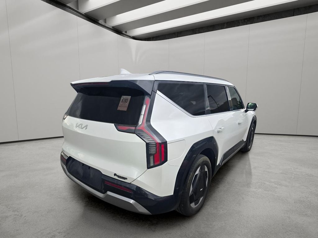 2024 Kia EV9 Land