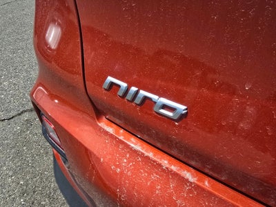 2022 Kia Niro LXS SE