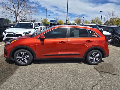 2022 Kia Niro LXS SE