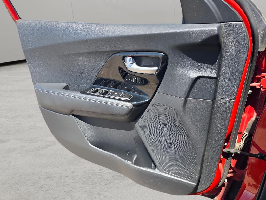 2022 Kia Niro LXS SE