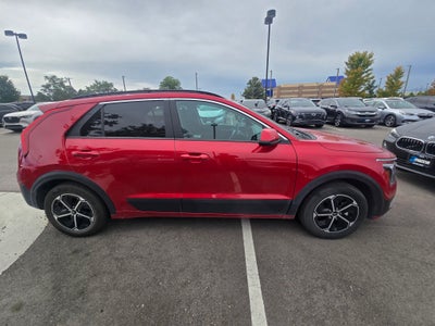 2025 Kia Niro LX