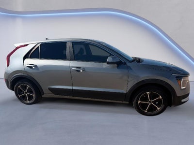2025 Kia Niro LX