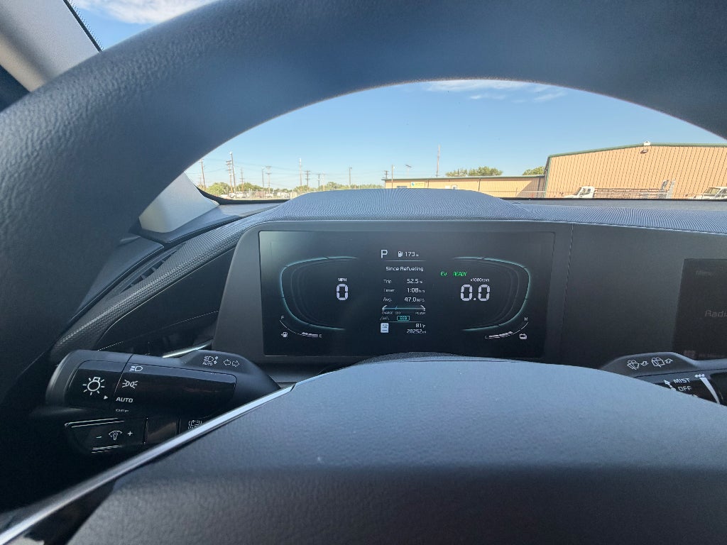 2025 Kia Niro LX