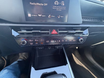 2025 Kia Niro LX