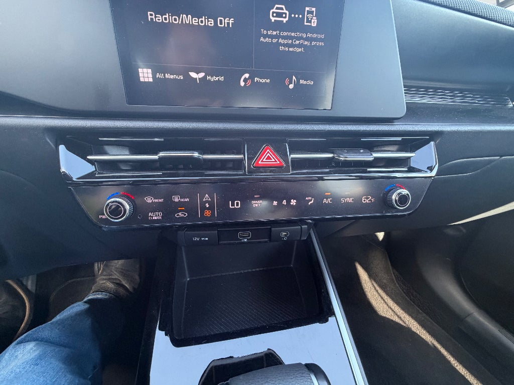 2025 Kia Niro LX