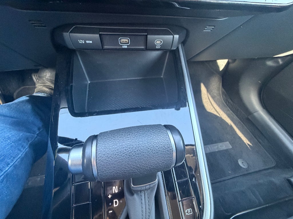 2025 Kia Niro LX